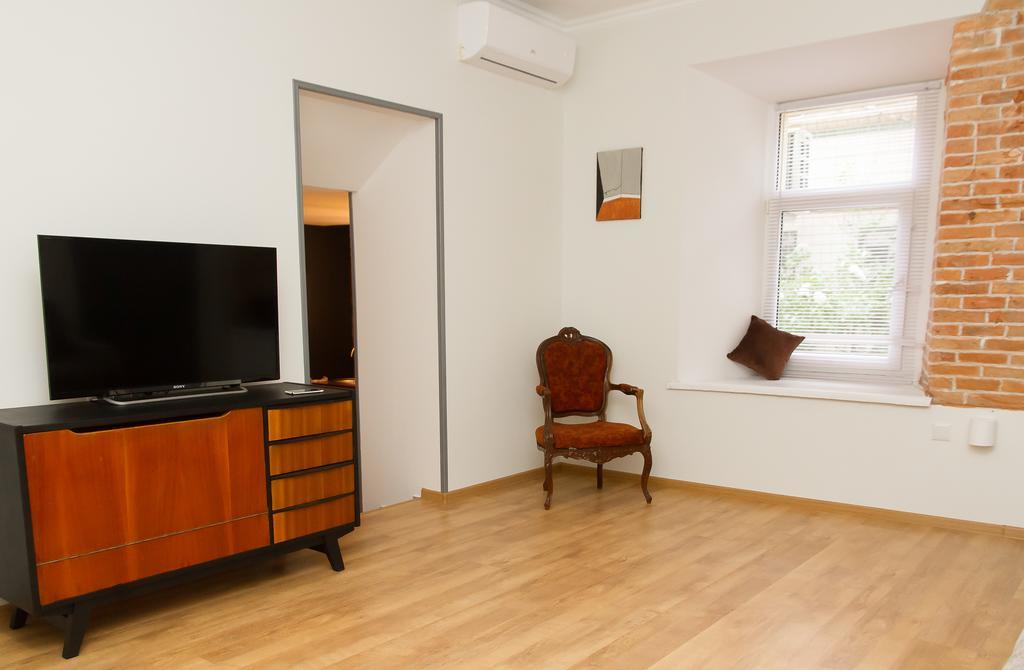 Apartment In The Center Of Odessa מראה חיצוני תמונה