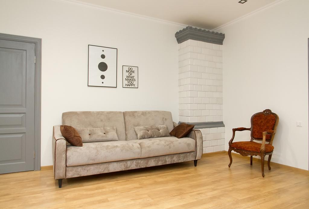 Apartment In The Center Of Odessa מראה חיצוני תמונה