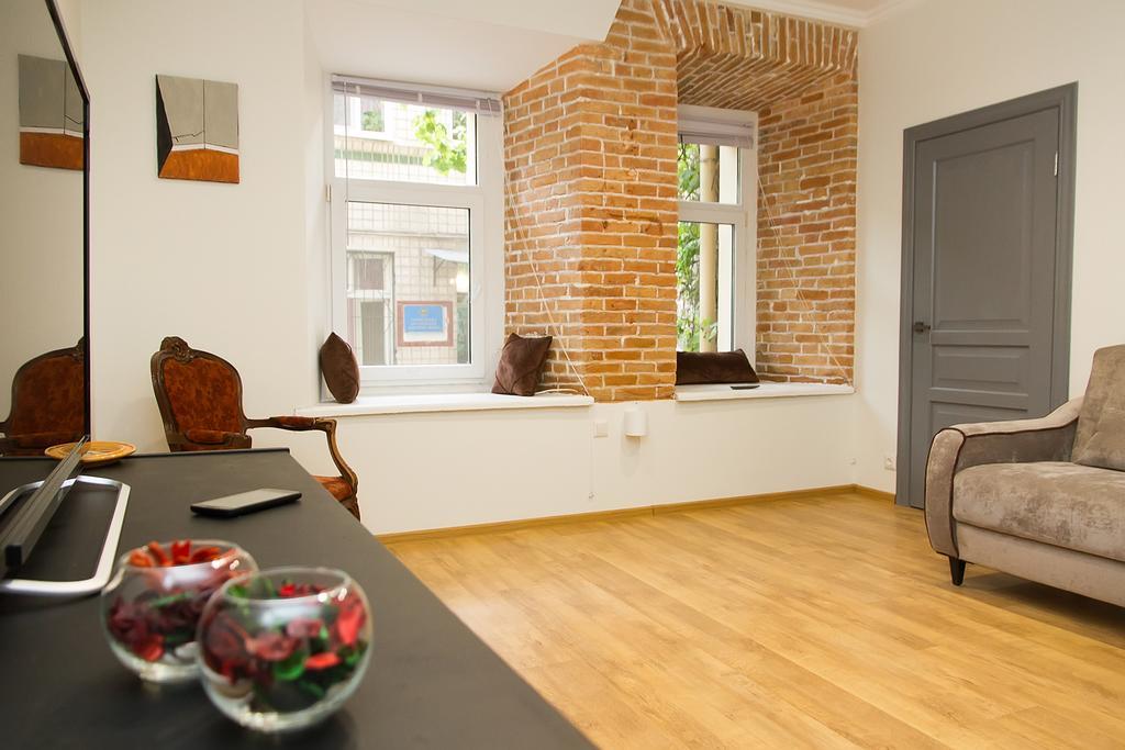 Apartment In The Center Of Odessa מראה חיצוני תמונה